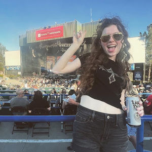 Meet your Posher, Molly